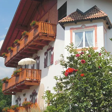 Garni Unterhaslerhof Bed and breakfast Merano